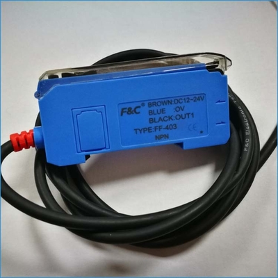 Sensor-Digitalanzeigen-Faser-Optikverstärker des roten Licht-12-24VDC photoelektrischer