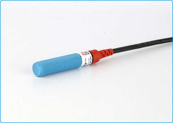PNP KEIN kapazitiver abstand Cylindrcial-Schalter des Annäherungssensor-M12 5mm justierbarer Abfragungs